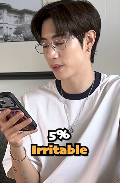𝐀𝐝𝐨𝐡𝐨𝐥𝐢𝐜𝟗𝟑 tweet media