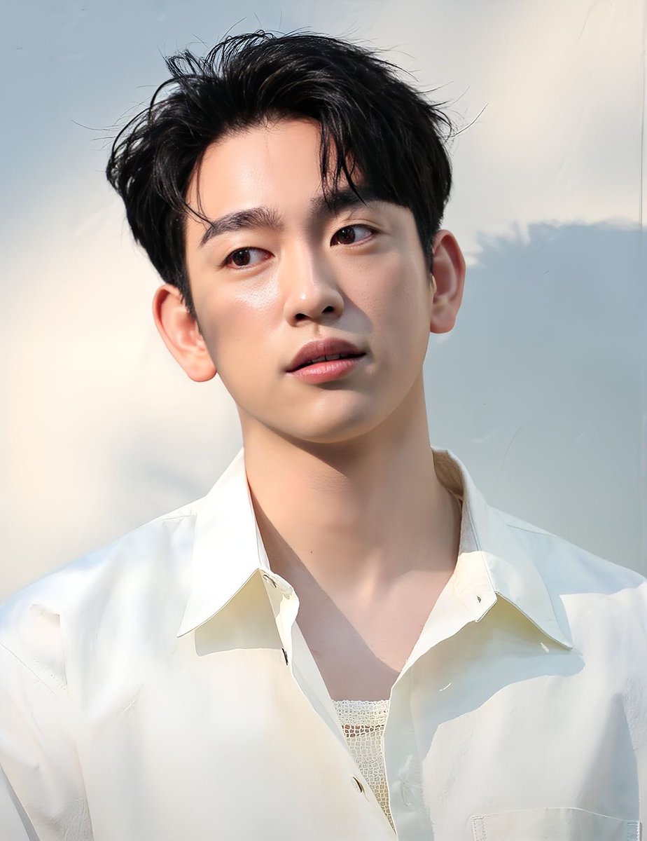 Pop7base's tweet photo. GOT7’s Park Jinyoung has begun filming his upcoming K-drama "100 Days of Lies" alongside Kim Yoo-jung and Kim Hyun-joo.

The drama is scheduled to air in the second half of 2026 on the global platform Netflix. https://t.co/MvFYGxwo4d