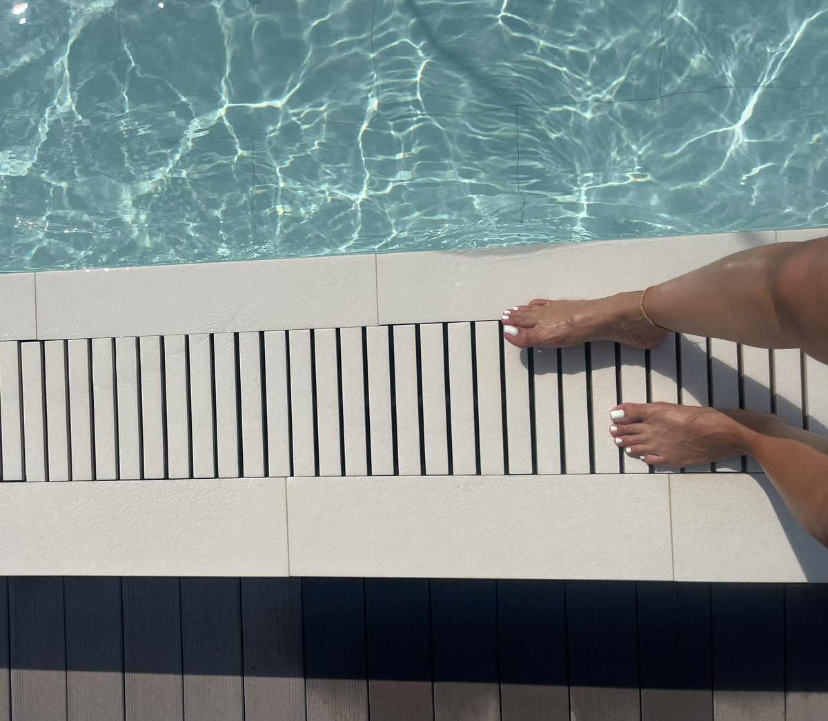 Amber Soles tweet media