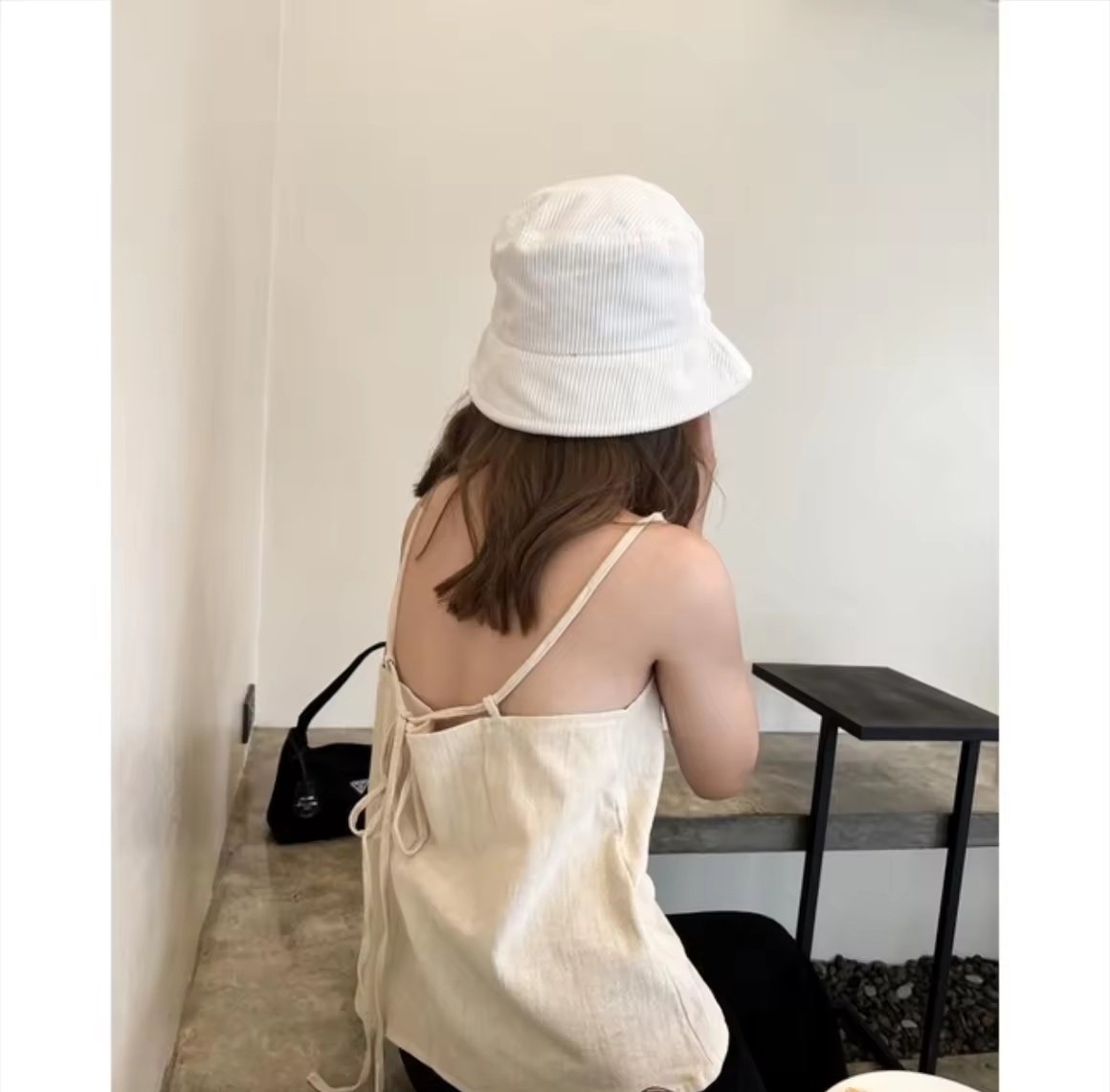M_mprng's tweet photo. @maybe_athing เสื้อสายเดี่ยวแบบนี้เลยค่า น่ารักๆ minimal มากค่า 😊https://t.co/W9lB11Sdrf… https://t.co/9OEyFBTyBP