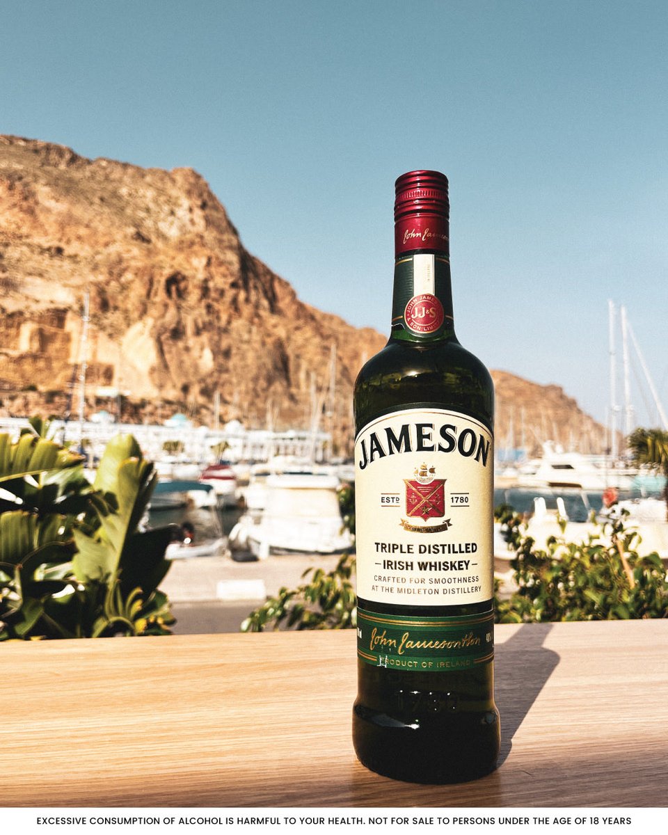 Jameson_EA's tweet photo. Distilled in Ireland since 1780, Jameson has been bringing people together over smooth whiskey for generations! 💚

This St. Patrick’s Day, raise a glass to tradition,
craftsmanship, and the moments that matter most!

Sláinte! 🥃

#MustBeAJameson https://t.co/FxxEcJfUln