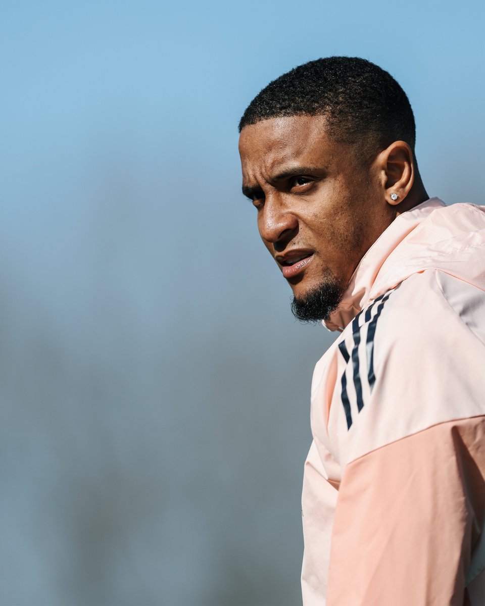 Aston Villa tweet media