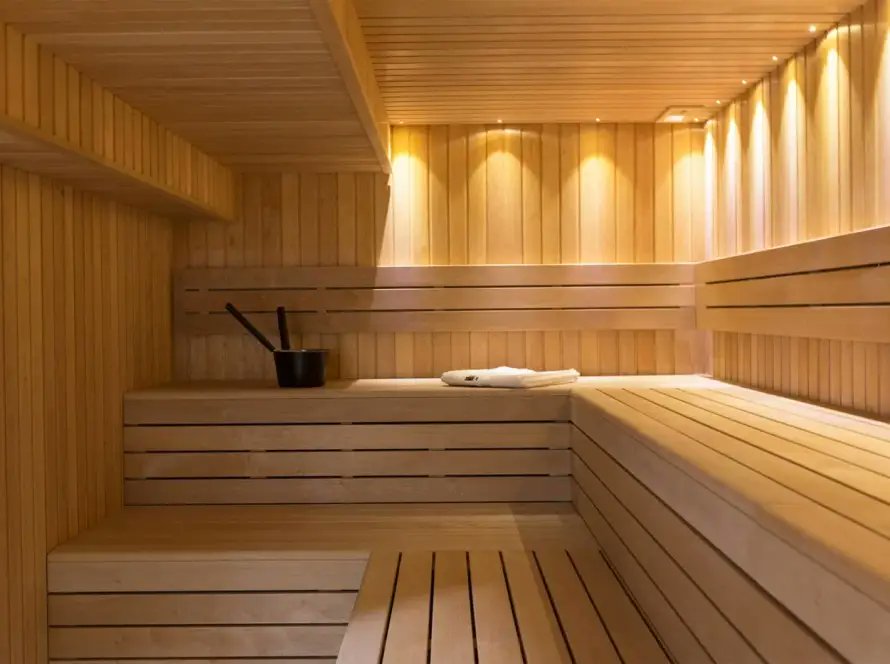 Louisa Nicola tweet media