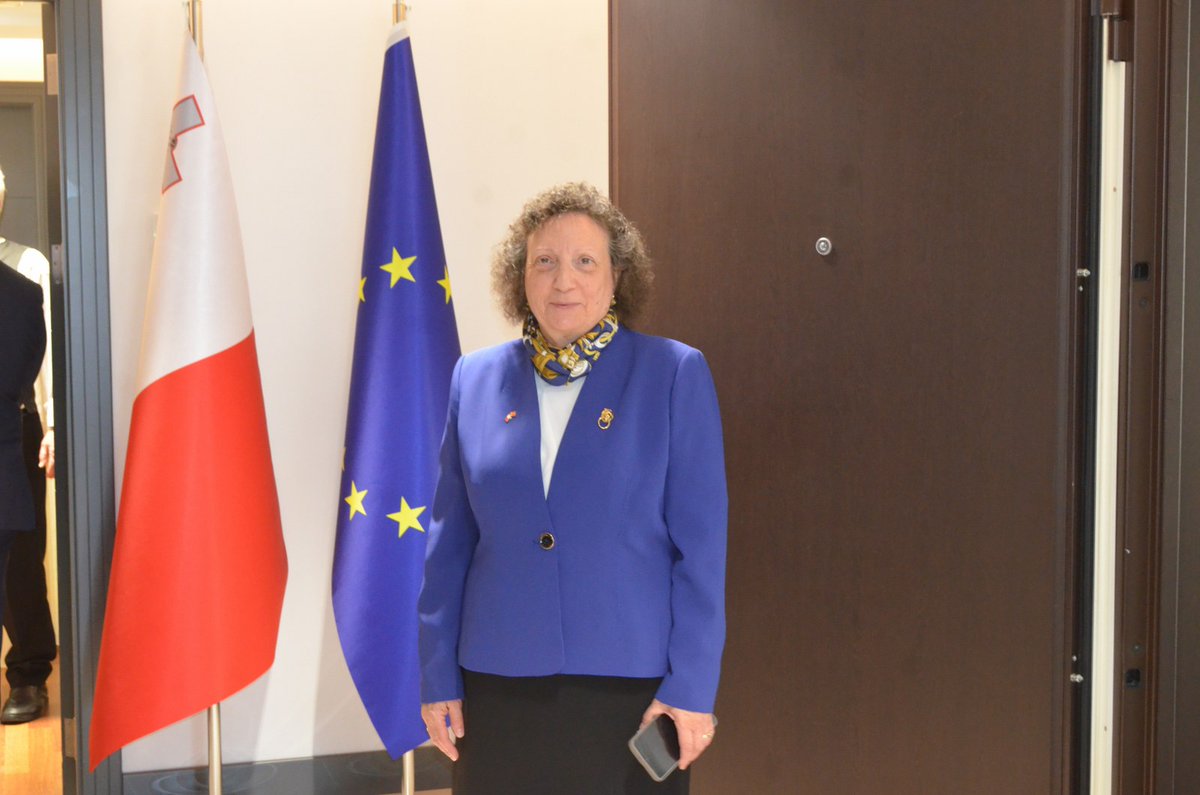 Diplomatic Observer tweet media