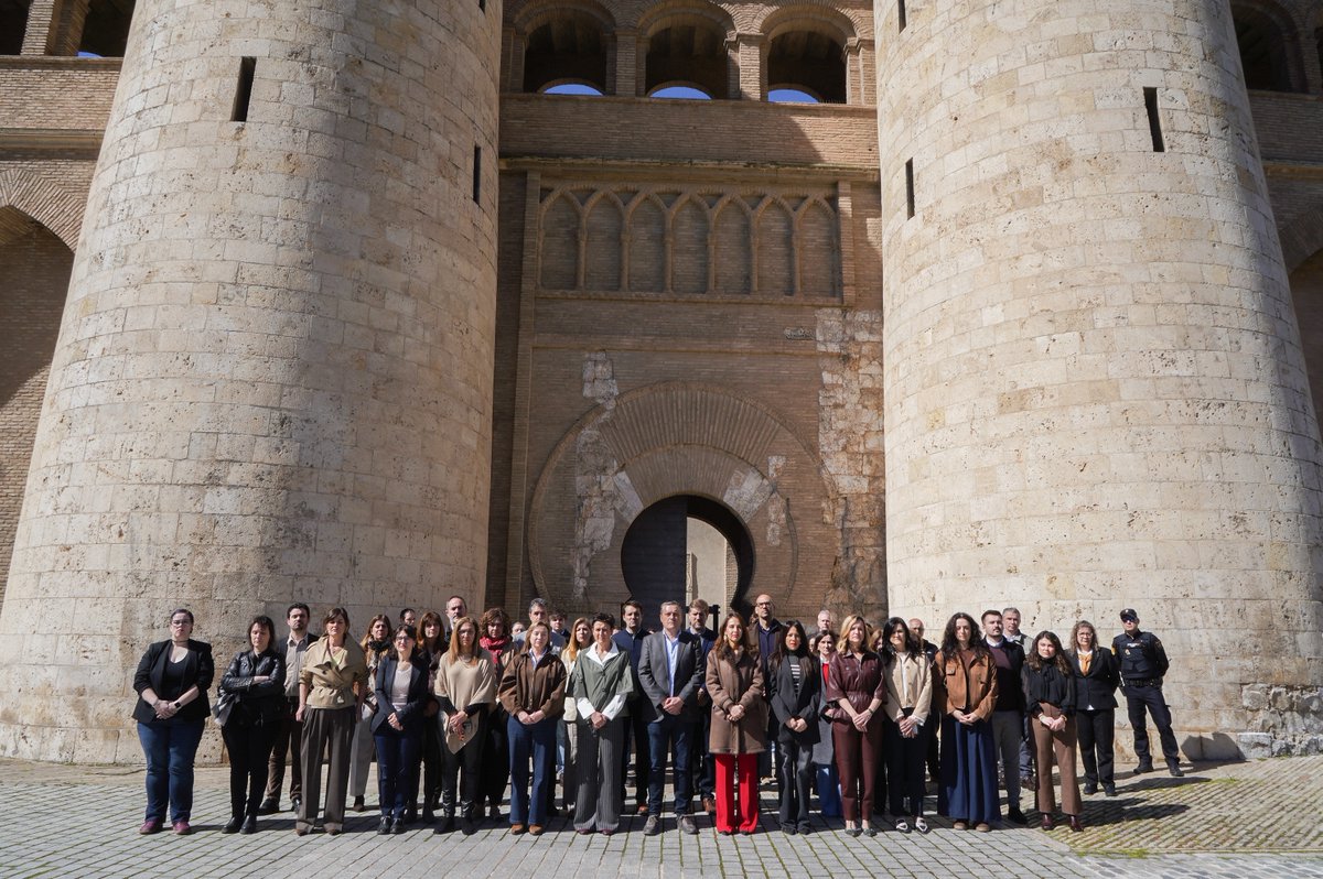 Cortes de Aragón tweet media