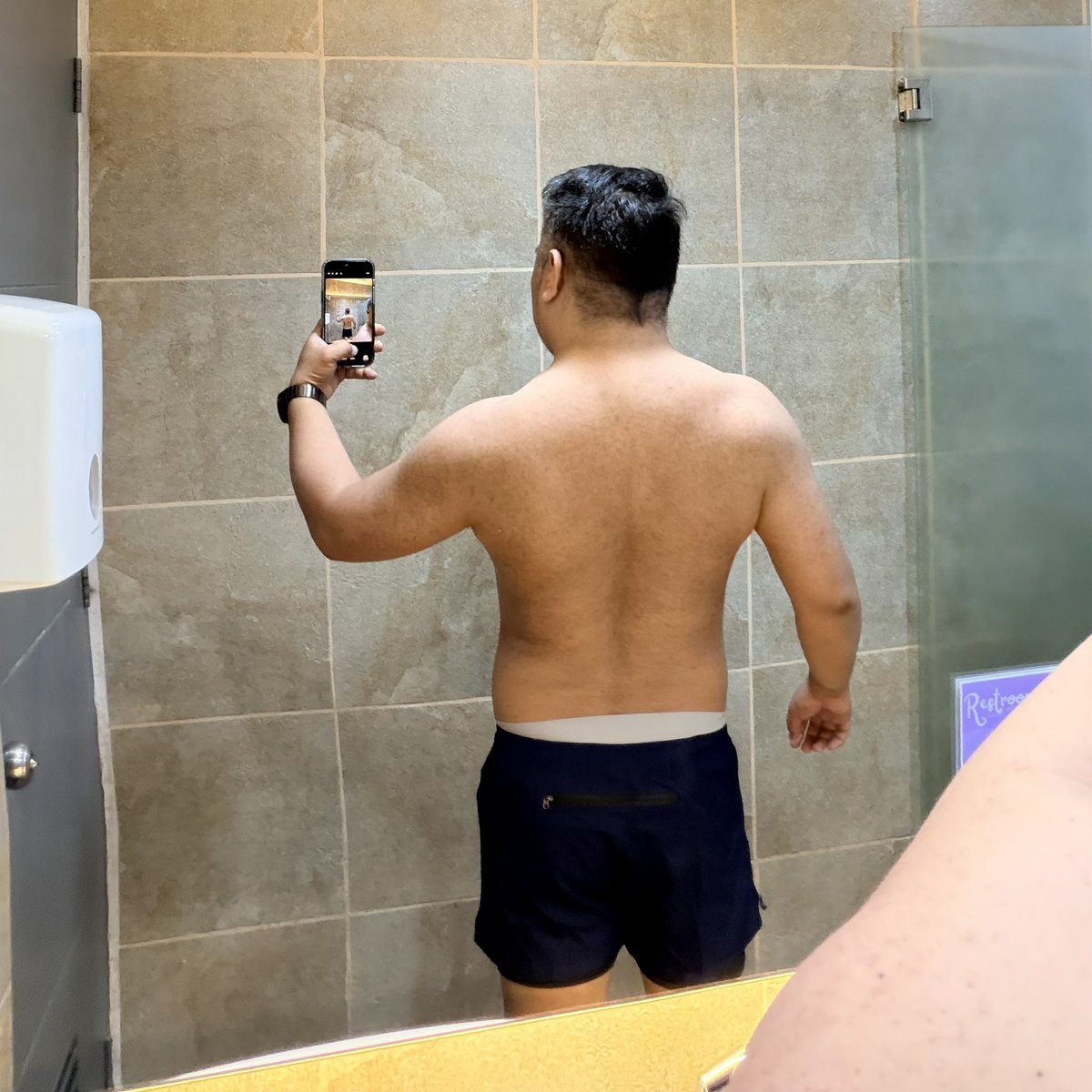 Maroon Stockyn'Bear tweet media