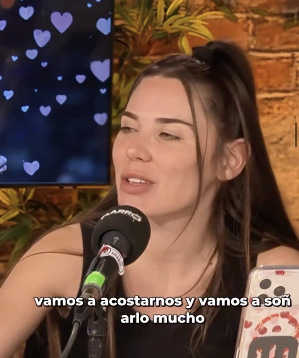 MadridUniversal's tweet photo. 🚨 Mina Bonino (Fede Valverde's wife): "The hattrick against City? Just that night we were saying: 'I hope you get a goal tomorrow'. And I told him 'well, let's go to bed and we're going to dream about it a lot, we're going to think about it a lot'."

"What I'm most used to about him is shots outside the area, very strong shots. And these goals were very technical."

"It was a joint of things that happened. It was like closing your eyes. And not even manifesting it as much as we did at night could have happened."

"It's always the dirty job, the one you don't see. Marking, throwing himself to sweep... the midfield position is always very difficult."