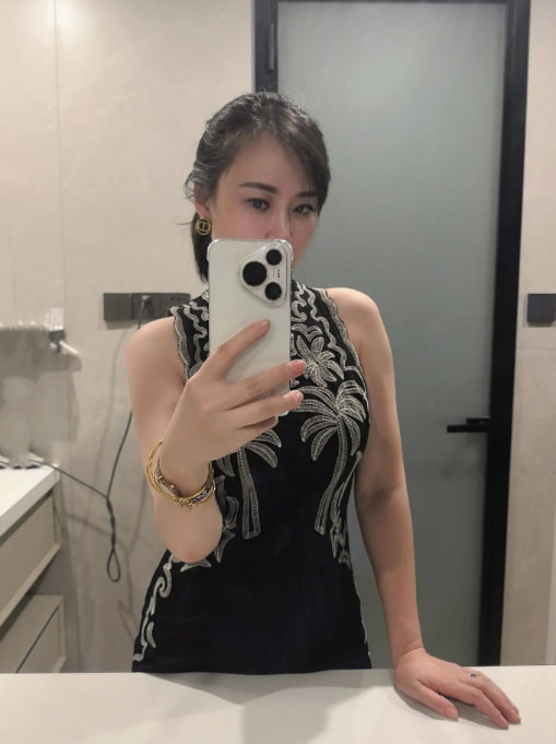 LKmt203's tweet photo. 不是那種會主動的人
但如果你靠近
我不會躲
有些東西
其實不用說太多
你懂嗎？

#台北

165cm 51kg D奶 https://t.co/Z9qkcUCxYM