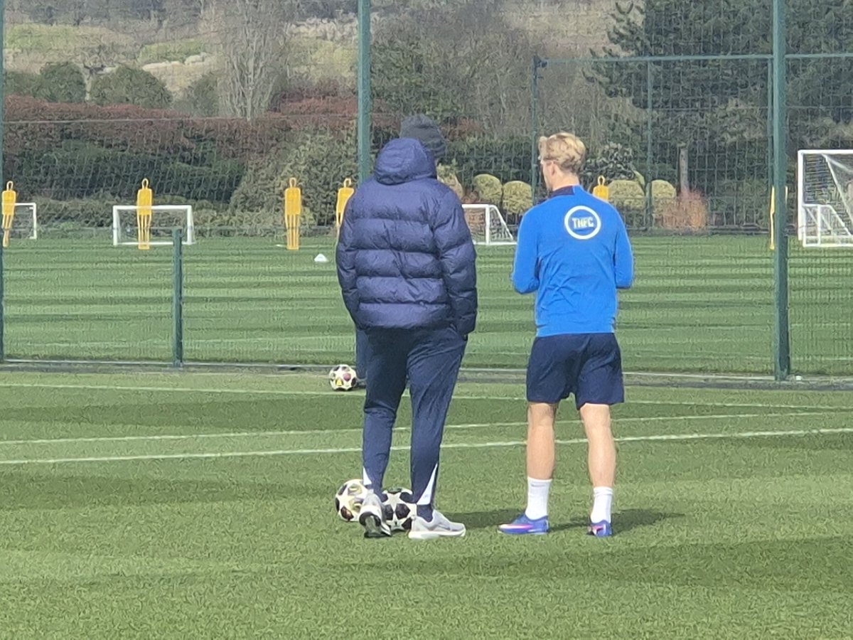 Alasdair Gold tweet media