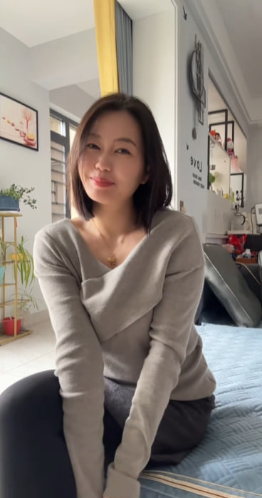 LKmt203's tweet photo. 其實我不太會撩人
比較像那種

會坐在旁邊陪你聊天的人

但很多人後來
都不太想走

你會嗎？

#新竹

163cm 49kg C奶 https://t.co/7zLaVjhoyv