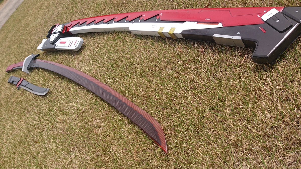 泡の海 tweet media