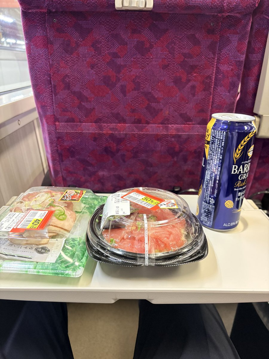 さむえ tweet media