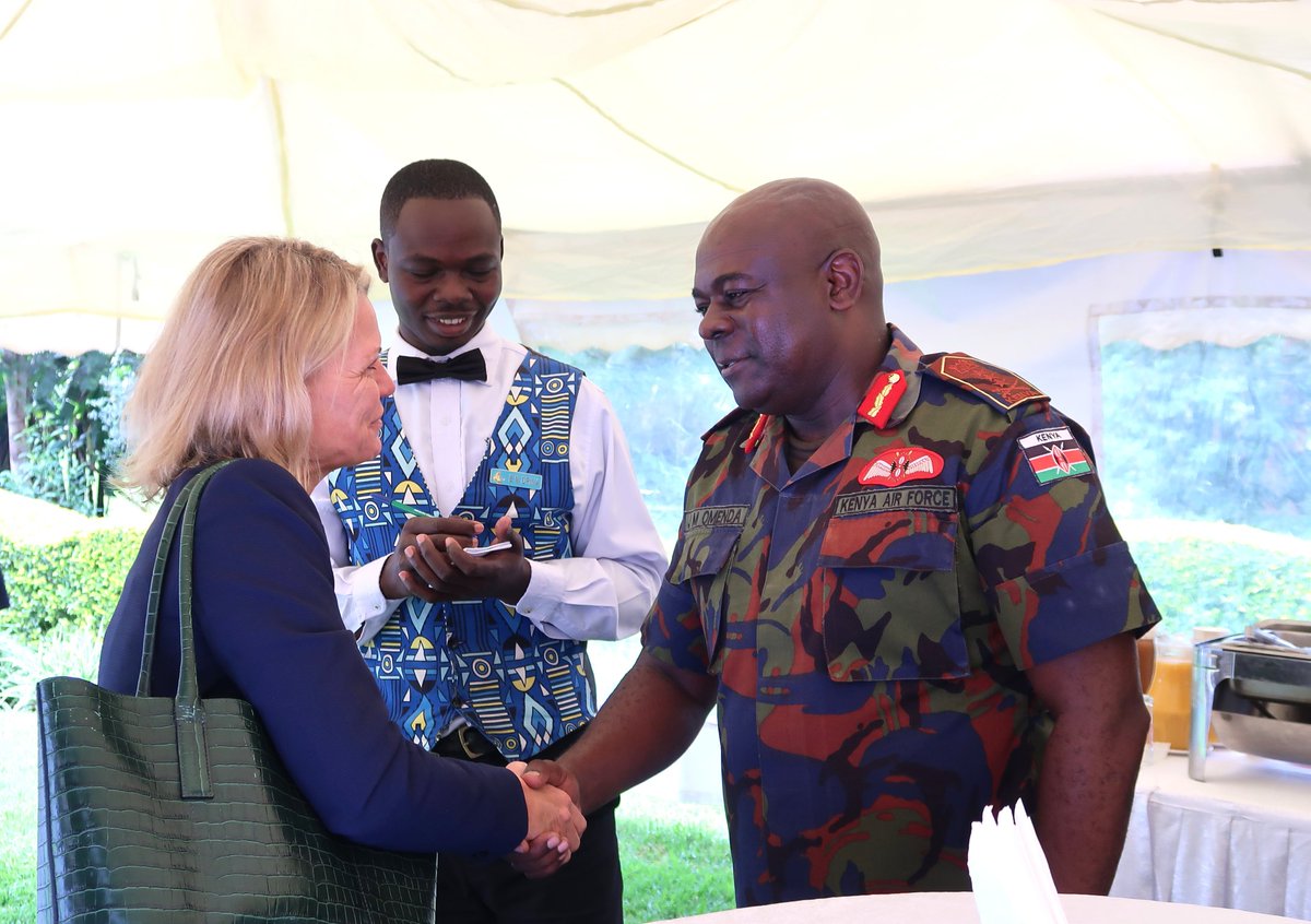 British Peace Support Team (Africa) tweet media