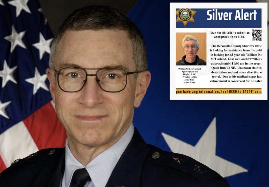 Jon Stewart tweet media