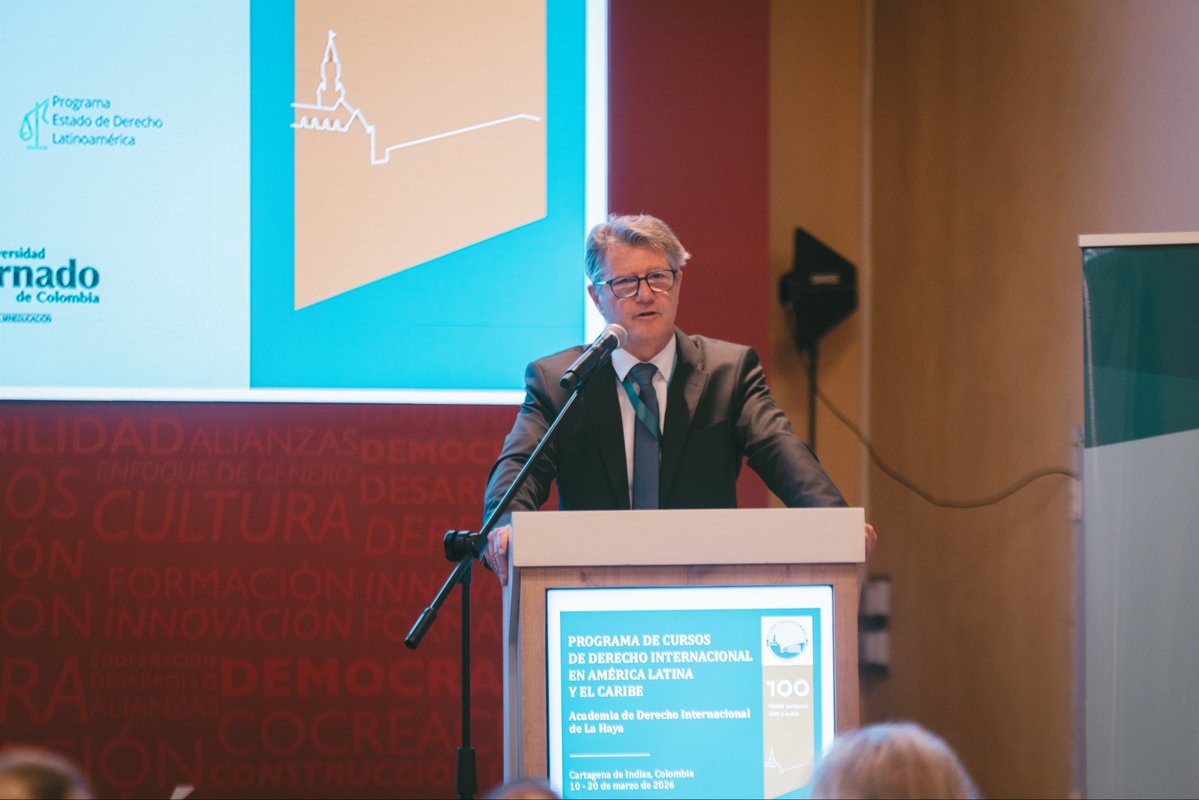 Embajada de Colombia en Países Bajos tweet media