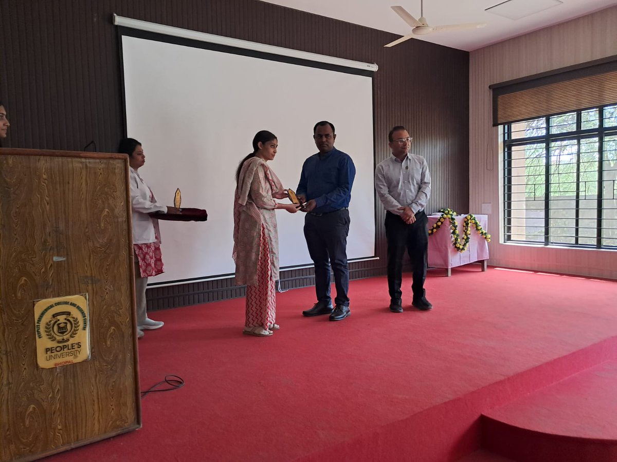 NcbZdbzu's tweet photo. #NCB raising day🇮🇳
NCB-Bhopal 17.03.26
🤝Awareness program @ Peoples College of Paramedical Science &amp; Research centre, Bhopal under MISSION SPANDAN
🤝>200 Students &amp; Faculty attended
🤝E-pledge taken
🤝Manas Helpline promoted
@dg_ncb
@PIB_bhopal
@narcoticsbureau
@PIBHomeAffairs https://t.co/lPfPFQQJO1