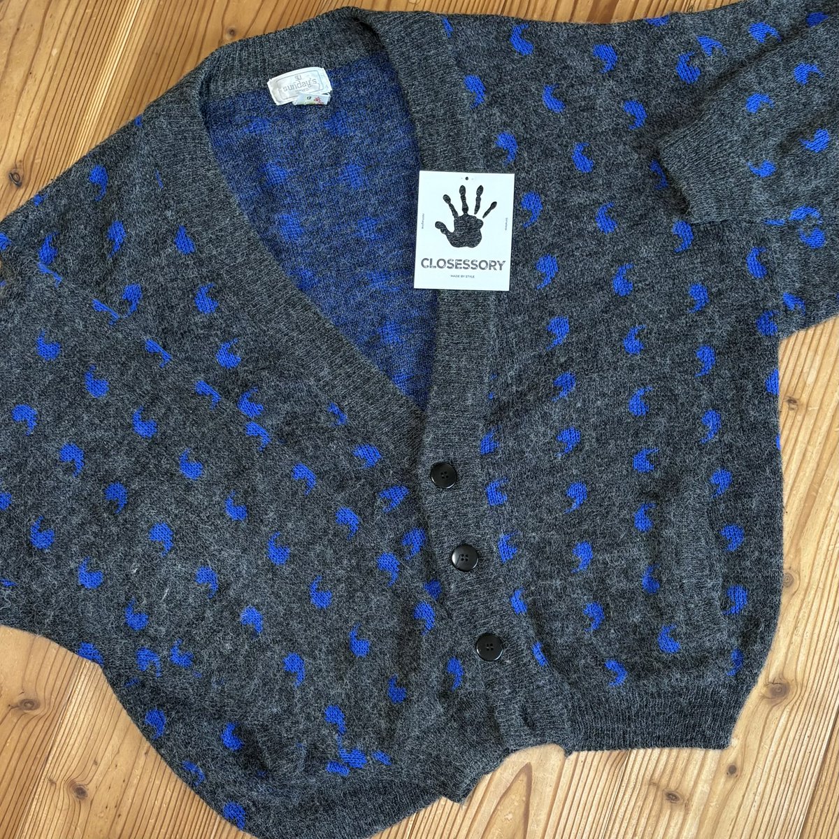 53ha53bakoni's tweet photo. cardigan
nylon jacket
denim skirt
#CLOSESSORY https://t.co/NuvdR0yTgY