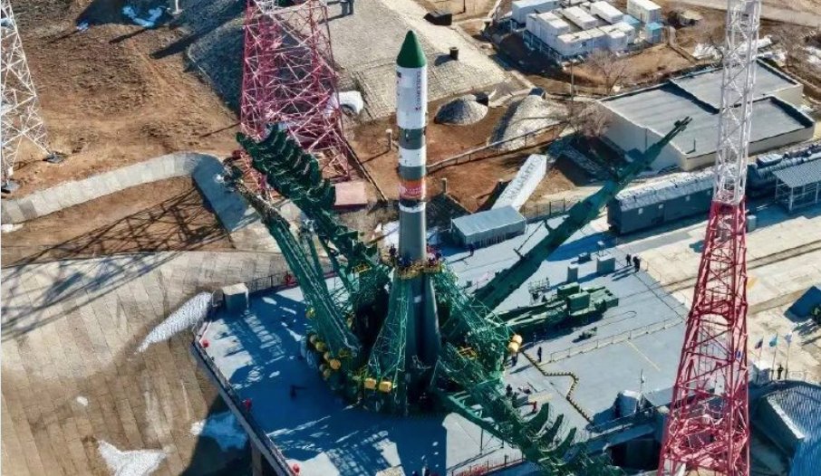 Anatoly Zak tweet media