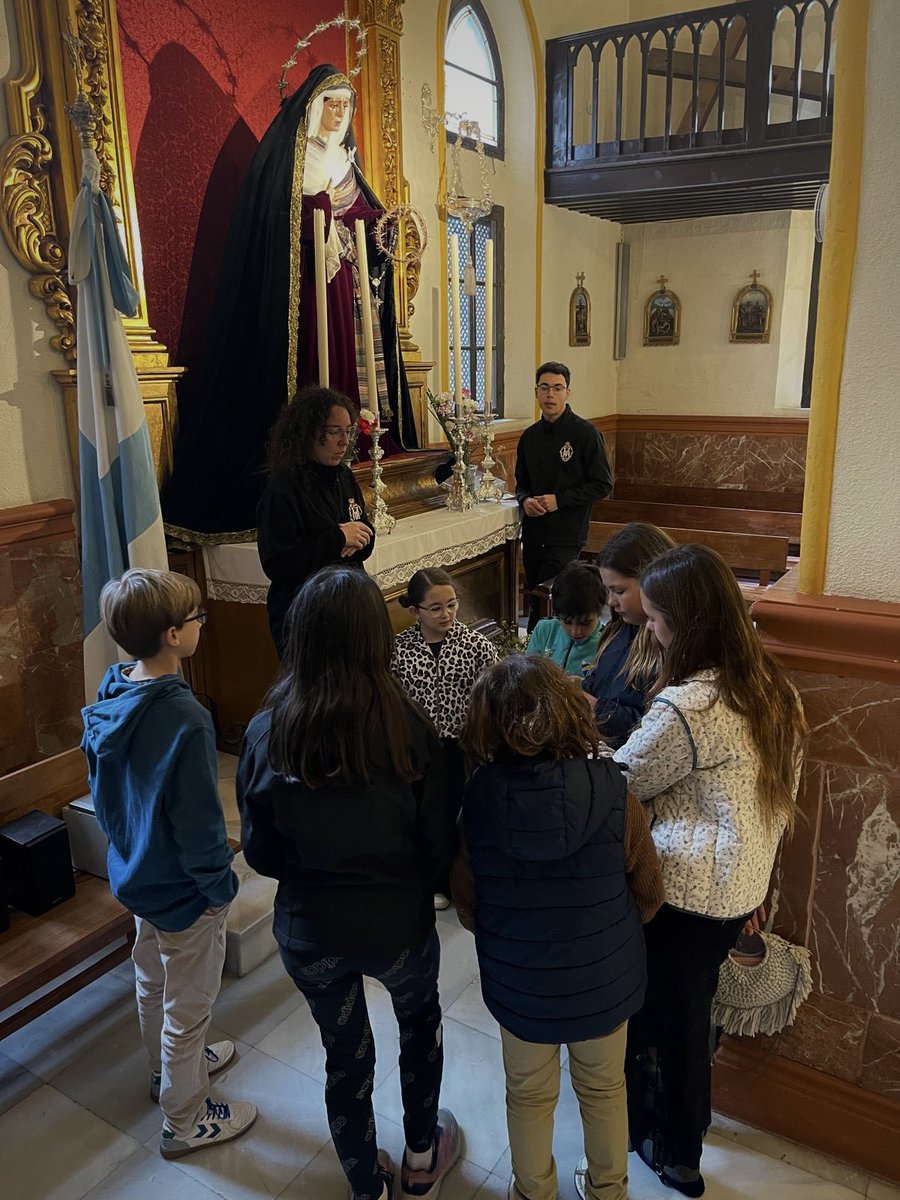 Sagrado Descendimiento tweet media