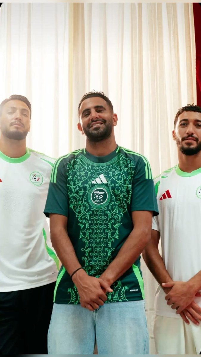 LONGUE VIE À TOUS MENNÉS ❤️ tweet media