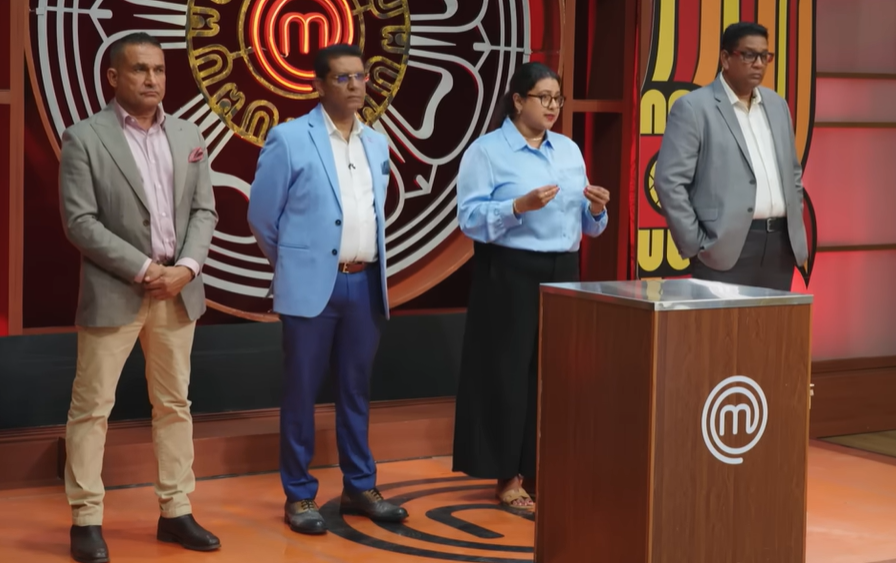 NewsCurrySL's tweet photo. Gordon Ramsay In Tears After Seeing What SL MasterChef Contestants Subjected To. 
#lka #NewsCurry https://t.co/uK08SdcyCN