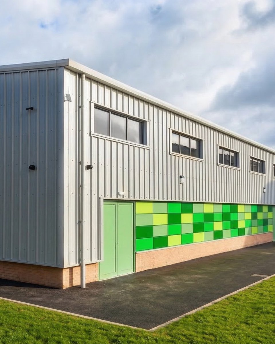 WakeMorley's tweet photo. Handover complete on a new sports hall at Beech Hill School.

Good work across the team to bring it together. https://t.co/7jl7iaZhWA