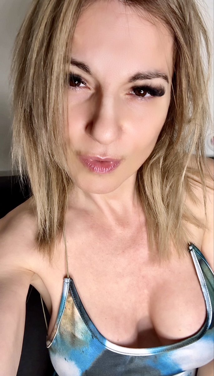 🫦 Nela 🌸 tweet media