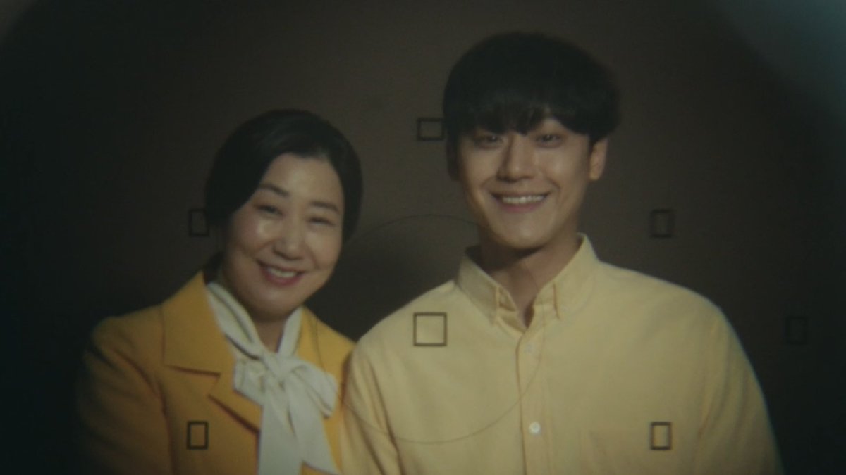 𝐫𝐢𝐫𝐢. 🌌 tweet media