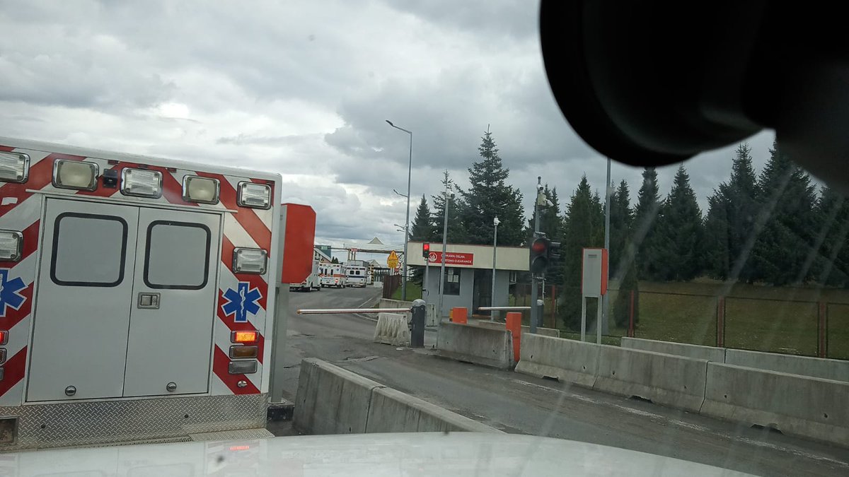 US Ambulances for Ukraine NFP tweet media