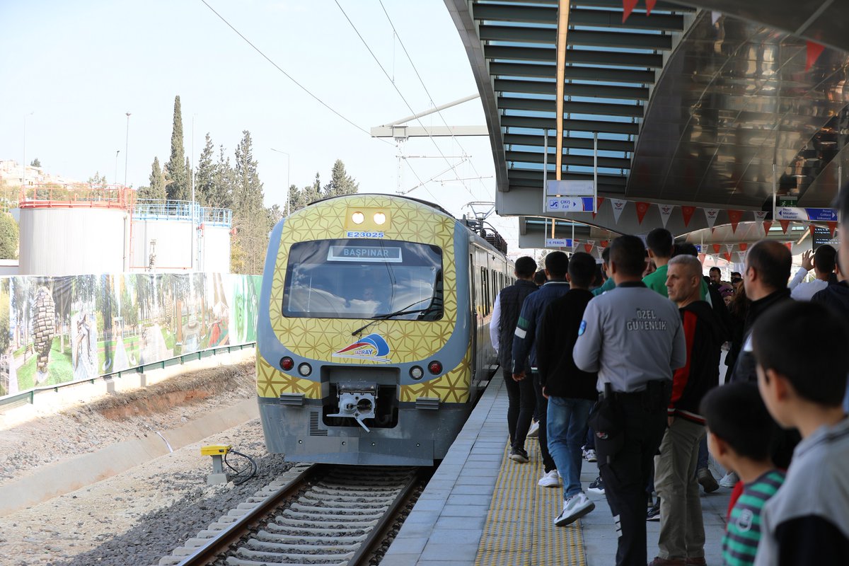 Gaziantep Büyükşehir Belediyesi, Ramazan Bayramı süresince vatandaşların ulaşımını kolaylaştırmak amacıyla toplu taşıma araçlarını ücretsiz hizmete sunacak.

yankigazetesi.com/haber-buyukseh…