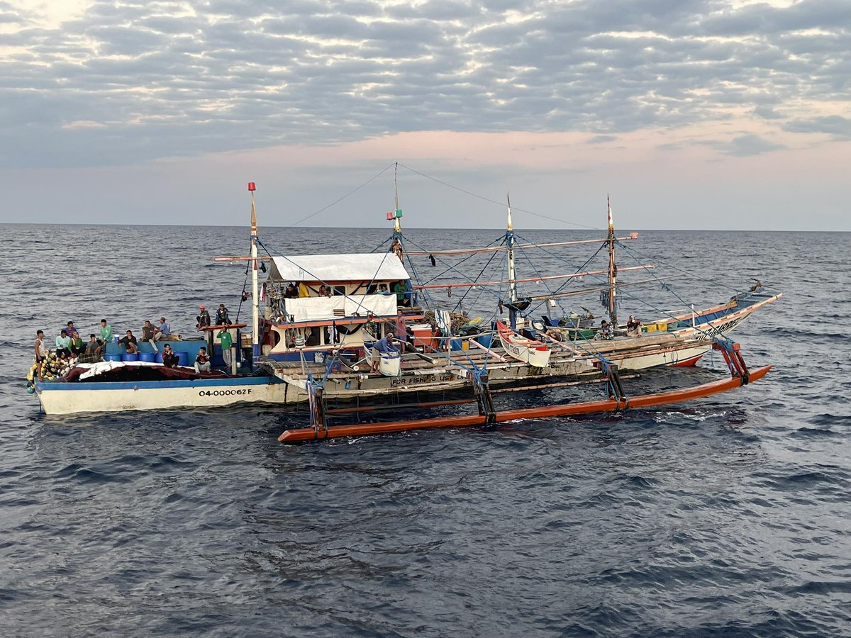 Philippine Coast Guard tweet media