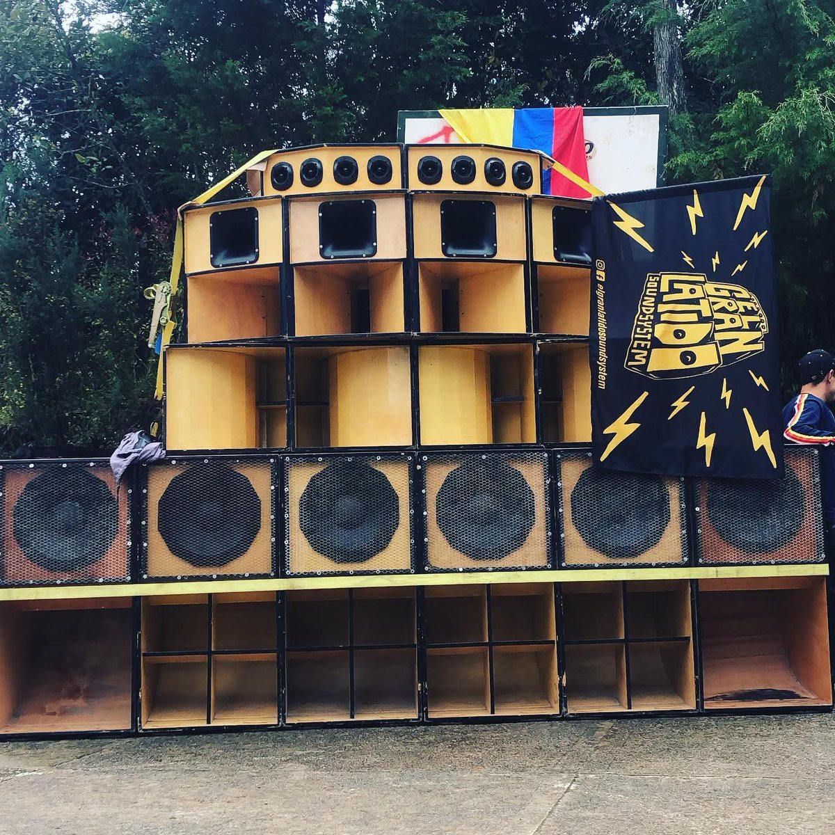 Reggae En la Esquina tweet media