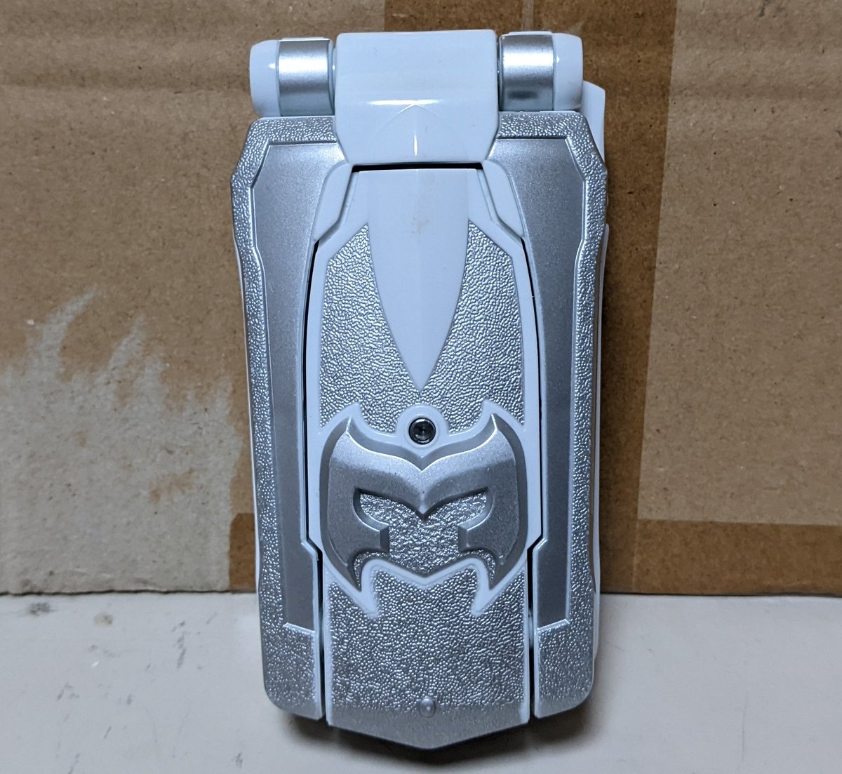 箱付きで買ったマジレンジャーシルバーマージフォン 白色が美しい✨️