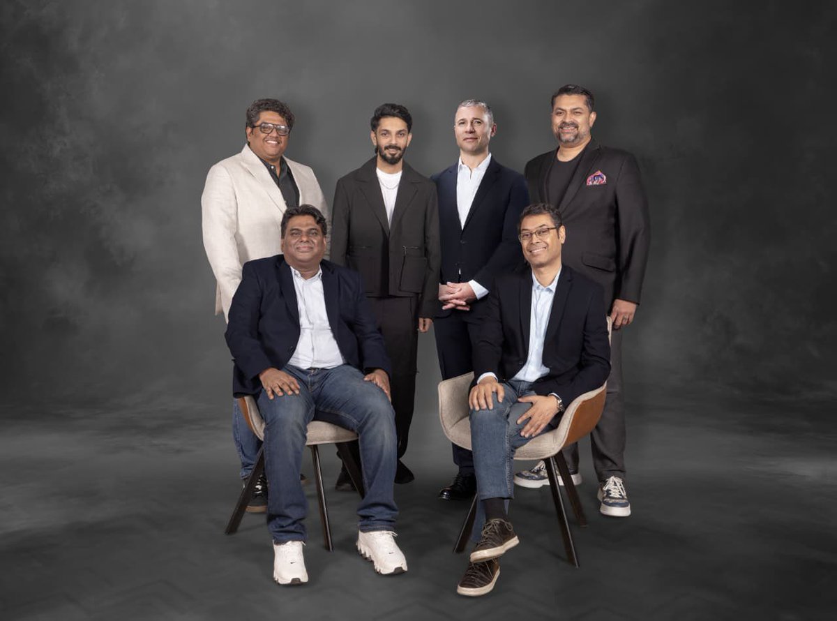 sekartweets's tweet photo. 👍👍
@UMusicIndia x @AnirudhOfficial ’s @alburecords together redefining the sounds of tomorrow!
@DevrajSanyal
@kaushhik
#Universalmusicindia #Anirudh #AlbuquerqueRecords https://t.co/O9I832nshx