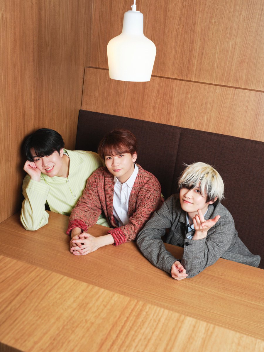 TVGweb's tweet image. 《TVガイド💕恋するVoice！》

Kiramune発の新ユニット！
IXIS（小野元春＆小林大紀＆榊原優希）
インタビュー

「僕らが入りやすい環境を、
先輩方が作ってくださっている」✨

岡本信彦、江口拓也、神谷浩史etc…
先輩声優との心温まるエピソードとは❓

tvguide.or.jp/column/column-…

#IXIS
