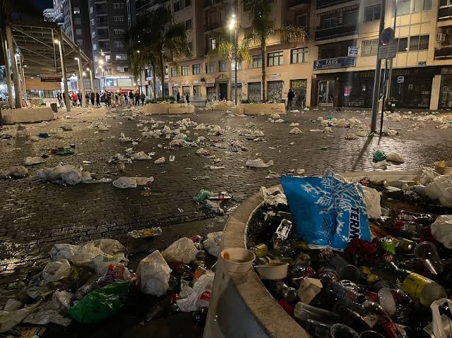 Basta de Abusos en Ciutat Vella, València. tweet media