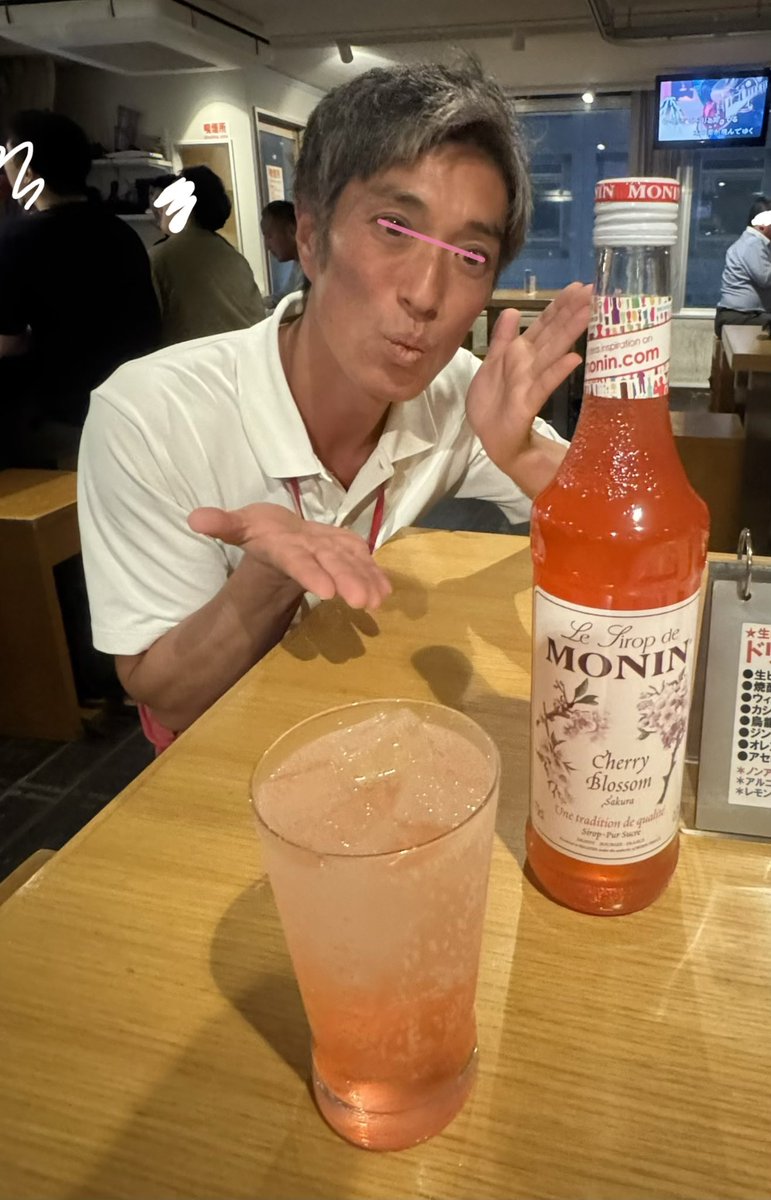 ユニなつお tweet media