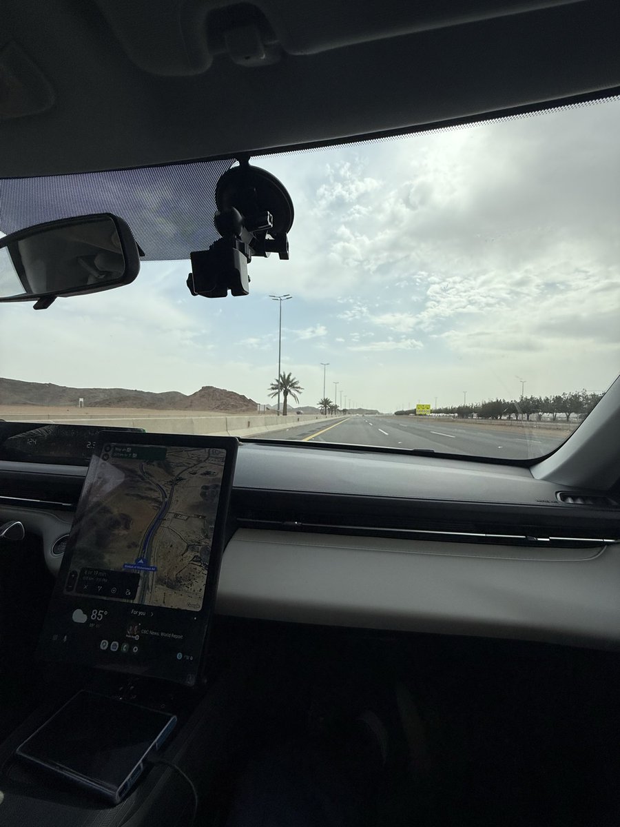 Talha Xclusively tweet media