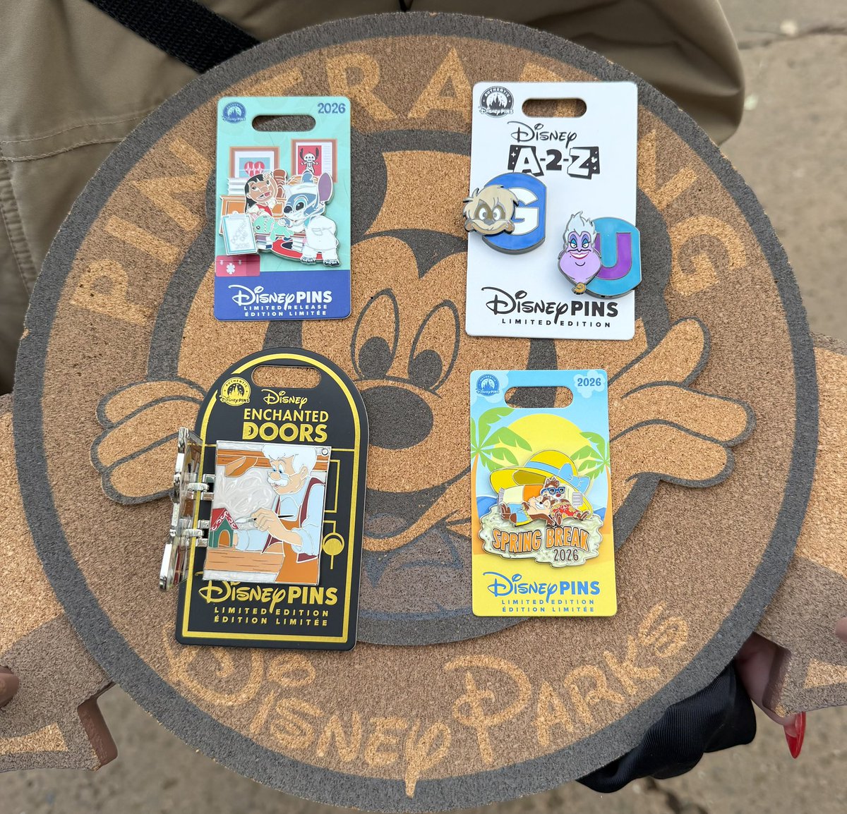 Disney Pins Blog tweet media