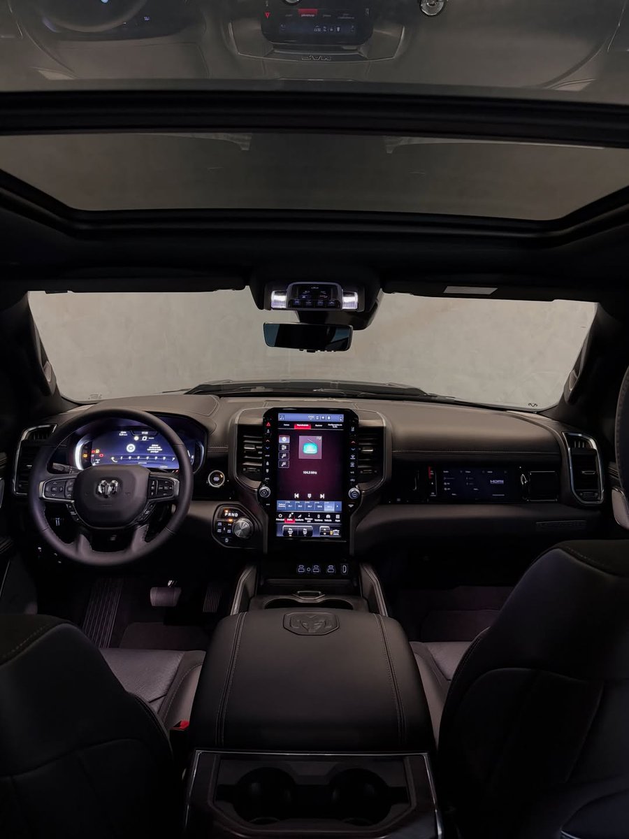 Nocarcontext tweet media