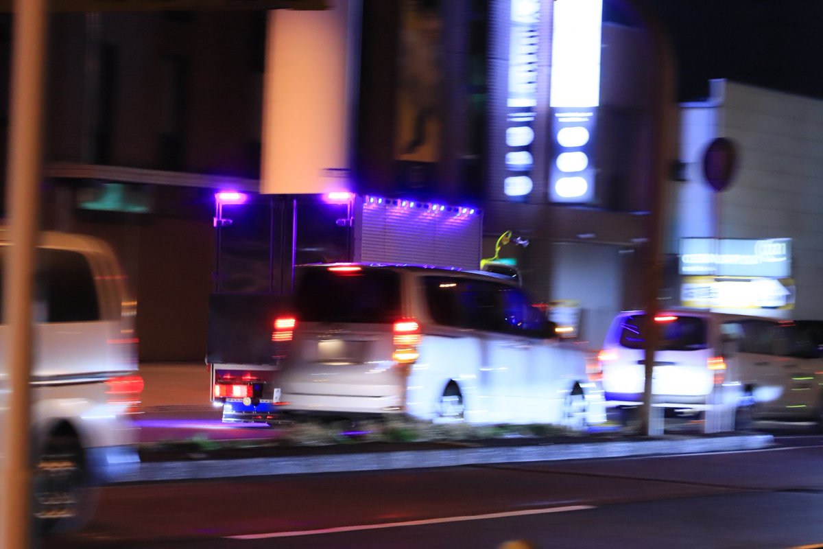 ishibashiExpres's tweet photo. スラッパありがとうございました🎶📸フォロワーさんの美しい愛車をたくさん撮影させて頂き感謝です✨
 #デコトラ #アーカイブ穴川トラックス https://t.co/xLPlzZ2W7x