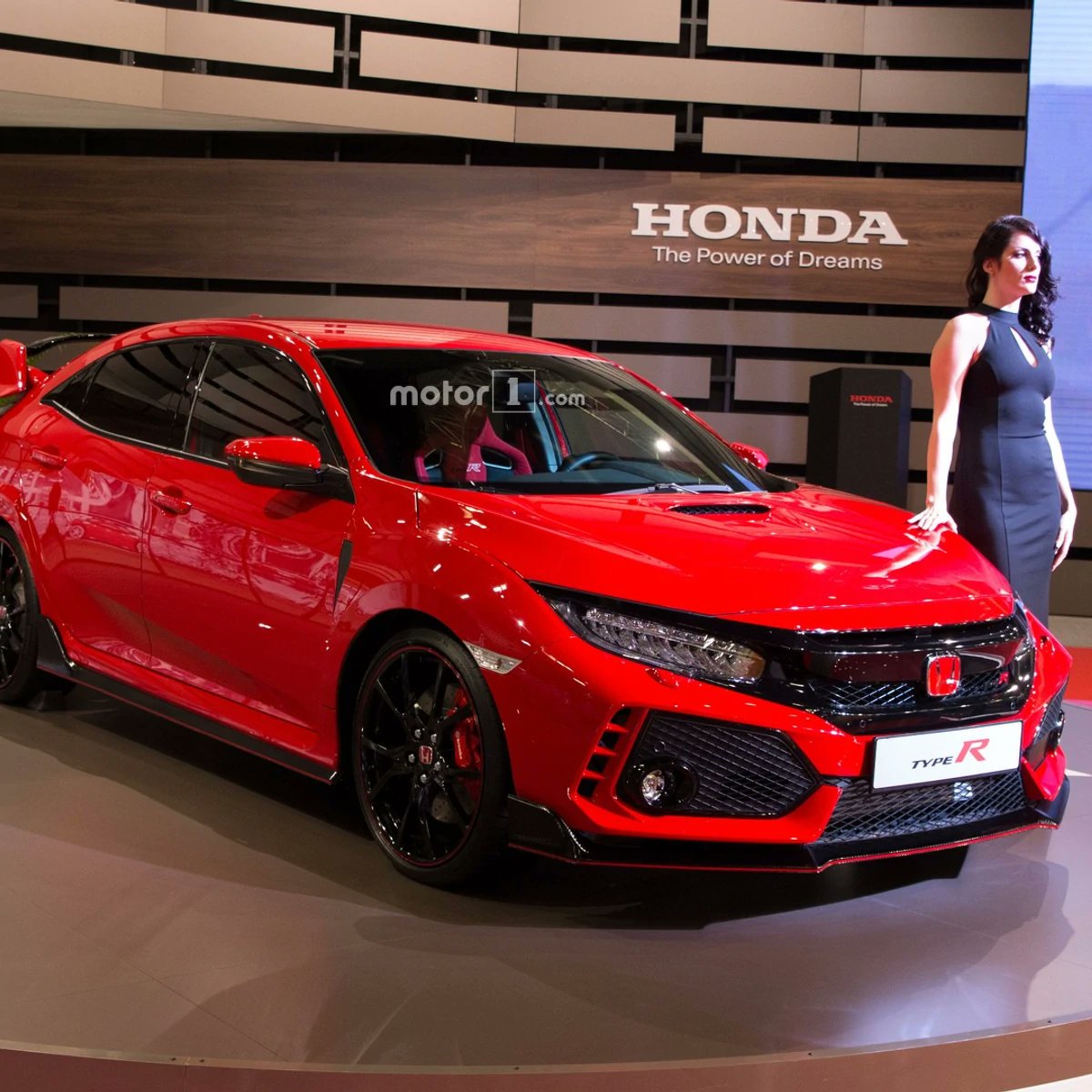 Fortis Fortuna Adiuvat tweet media