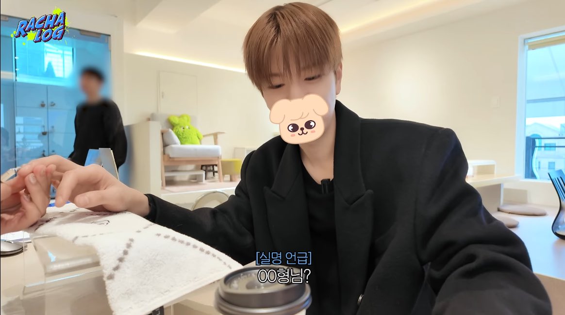 kims_sm's tweet photo. 実名だしちゃうのもスタッフさん困らせちゃうのもほんとにスンミン節全開でさすが꤮︠  ̫꤮︡ https://t.co/pOVtp0HBGt