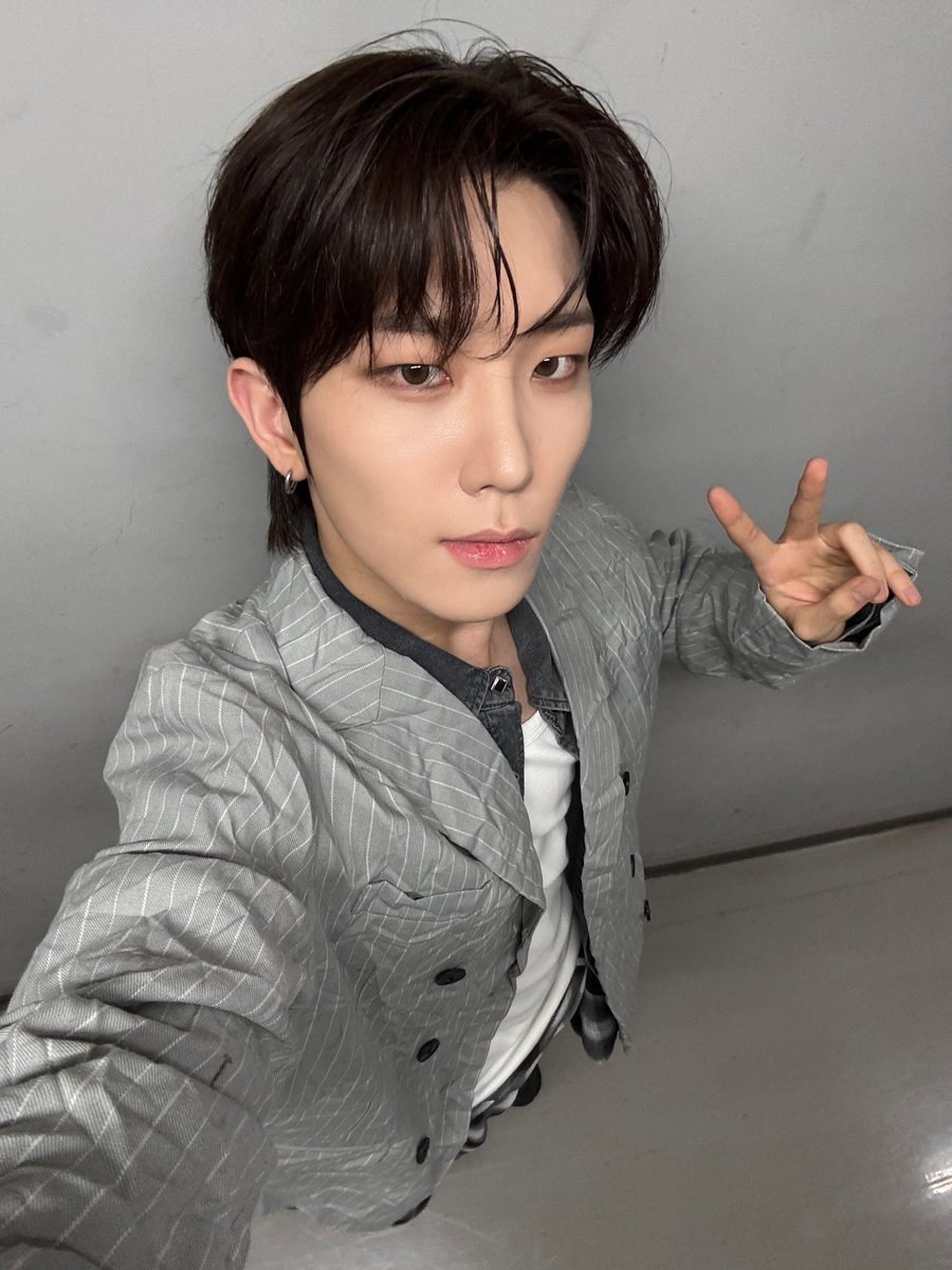 好き❤️

#TNX 
#오성준 #SUNGJUN