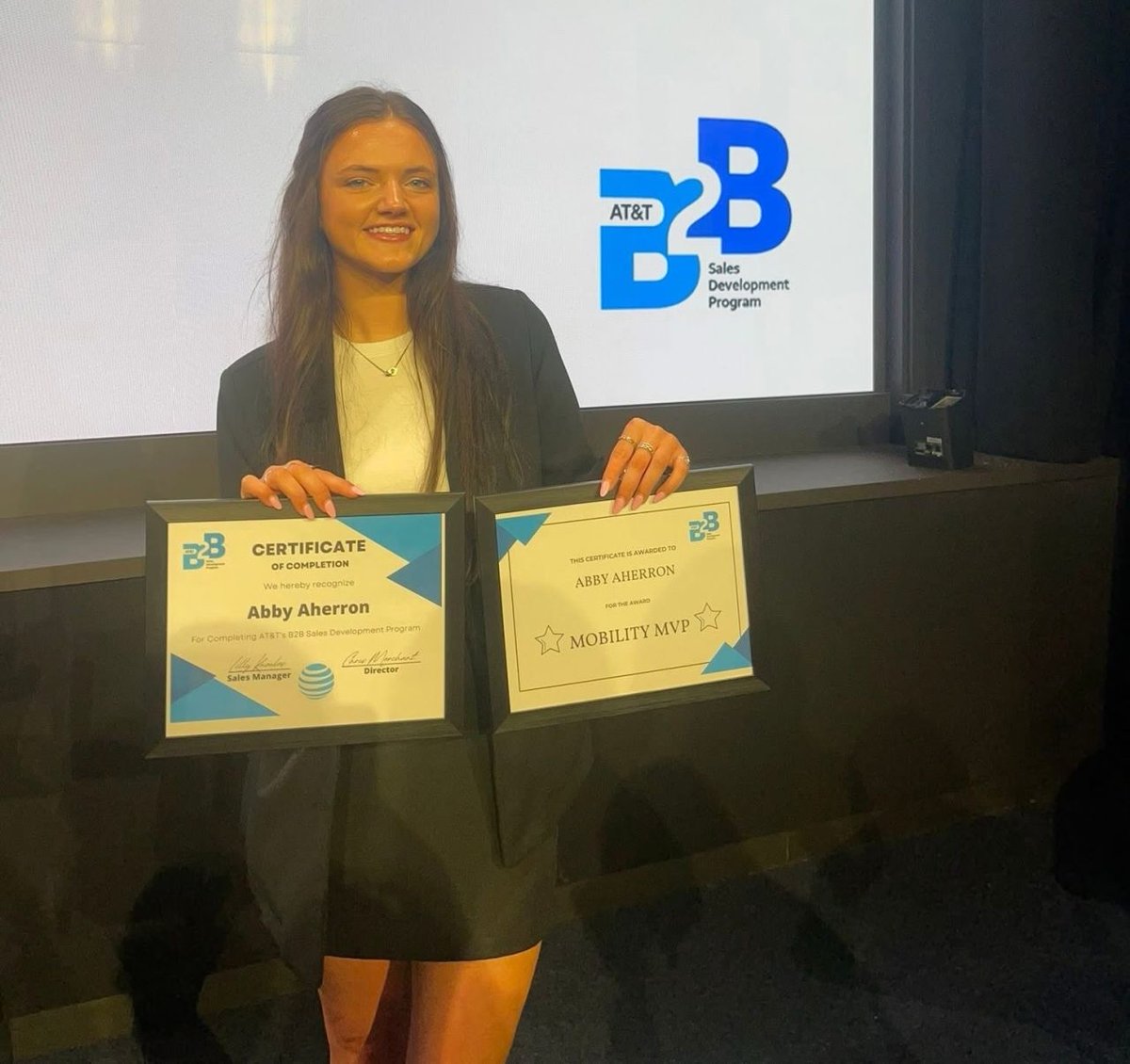 Life at AT&T tweet media