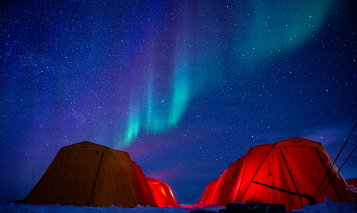 U.S. Navy tweet media