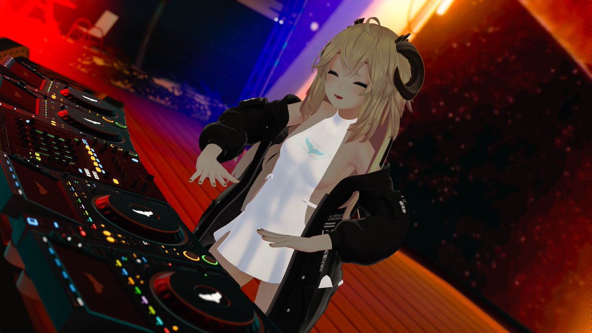 SLY FEST 🐳 tweet media