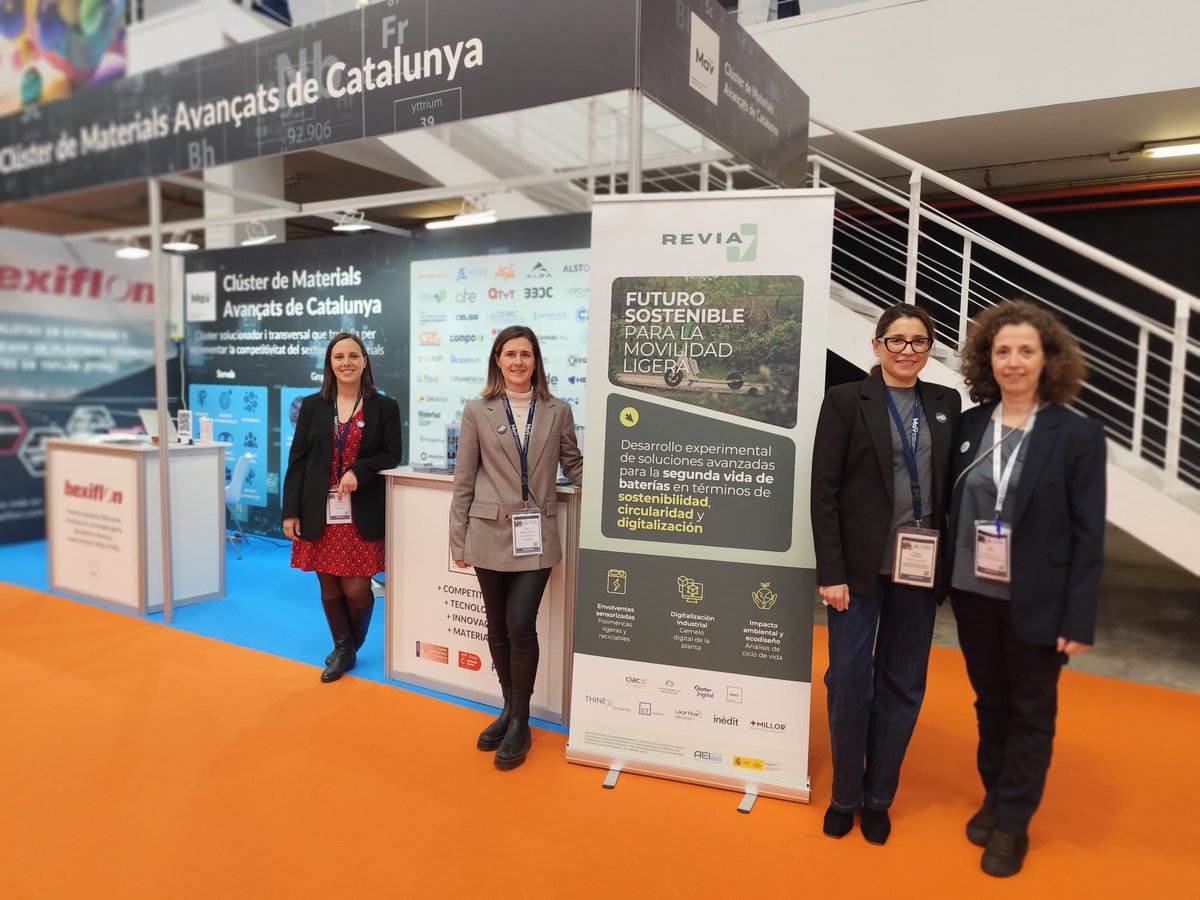 Clúster MAV tweet media