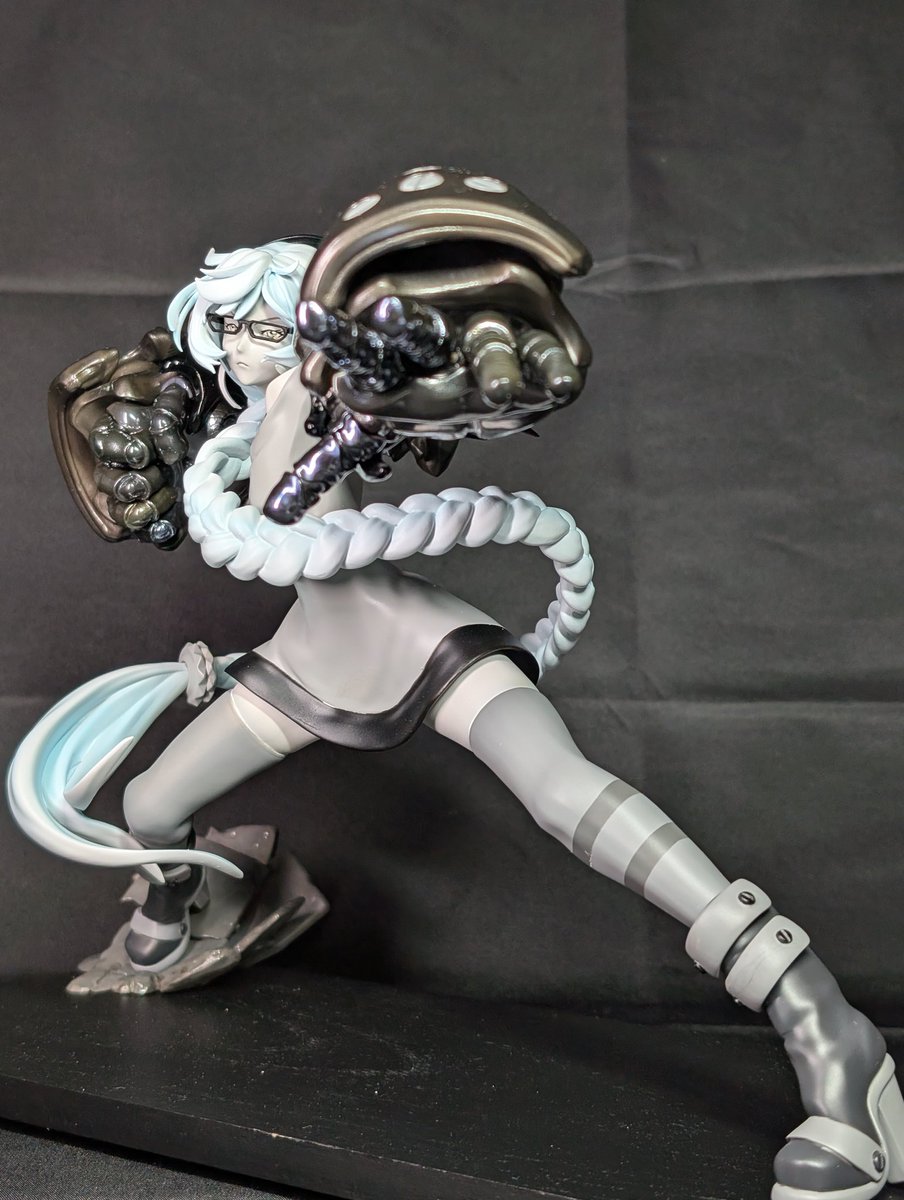 スパイダー tweet media