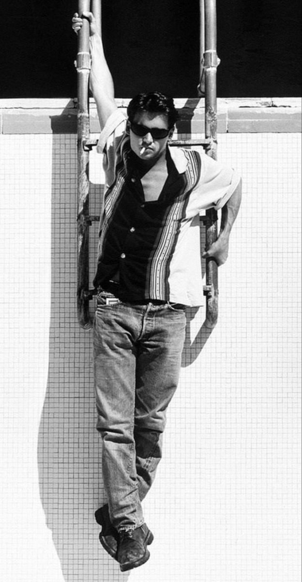 Johnny Depp tweet media